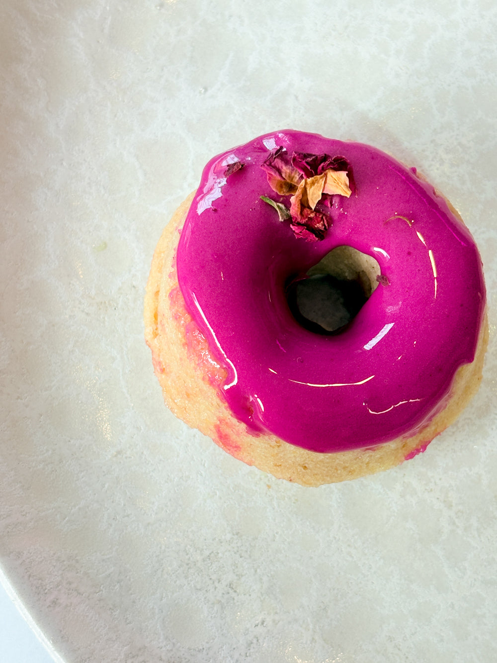 Donut: Rose Primavera