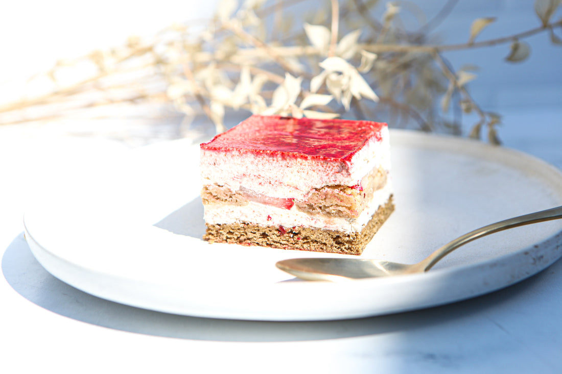 Mini Rosé Vegan Tiramisu Cake, 6"