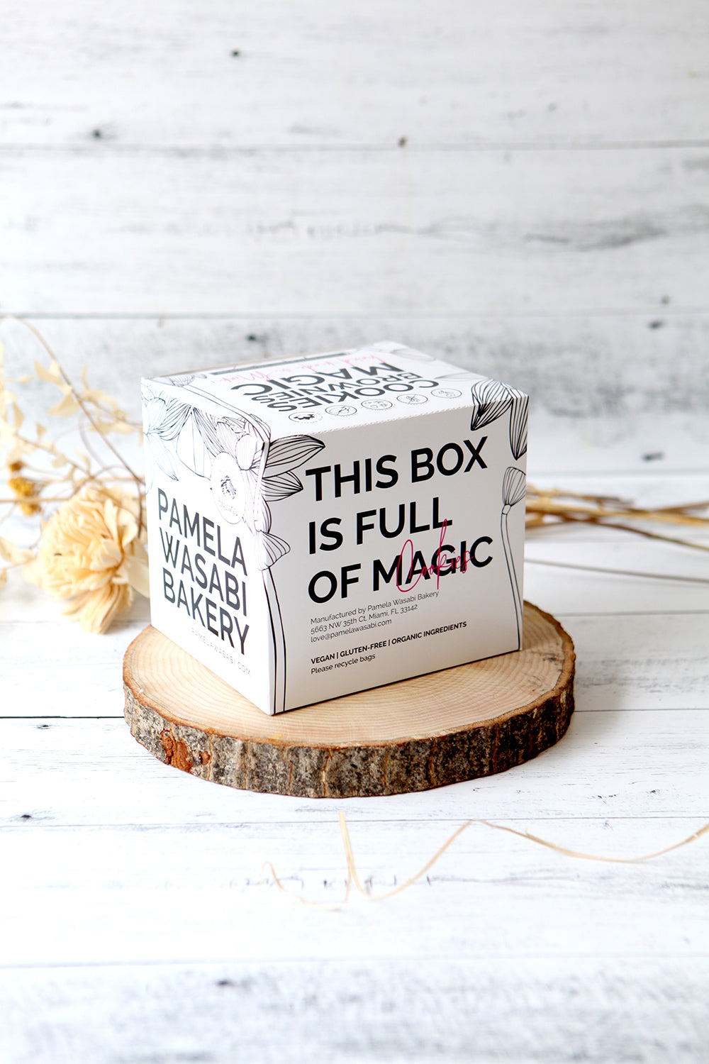 Gift Box, 6 Brownies, Mixed Flavors! Grab-n-Go