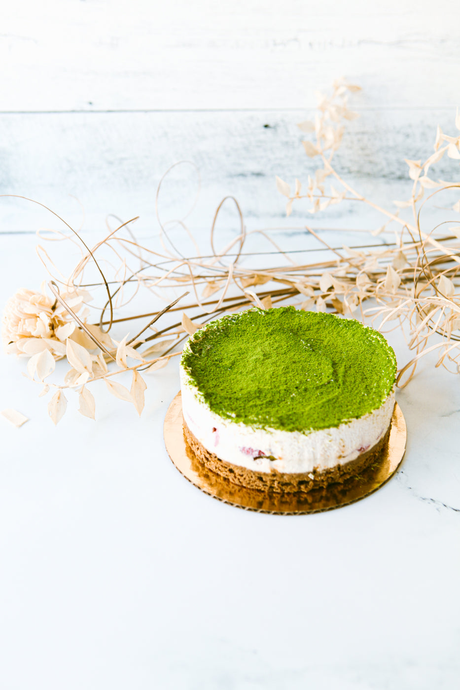 Matcha Fresa Tiramisu Cake, 6"