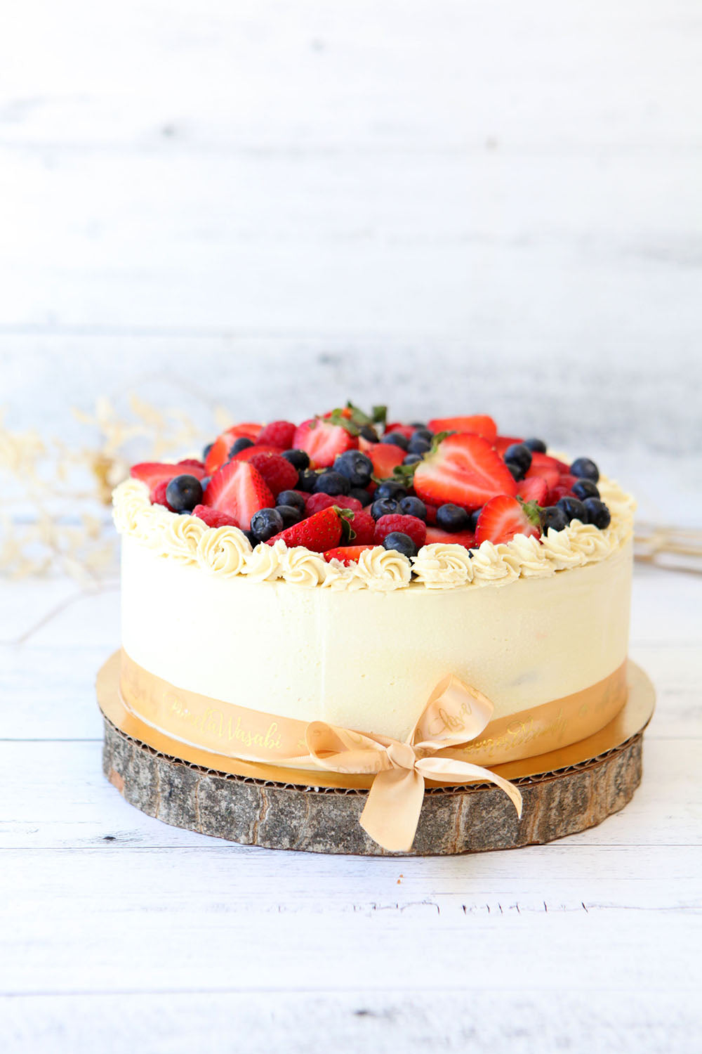 Nourished Lemon &amp; Berry Cake