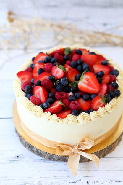 Nourished Lemon &amp; Berry Cake